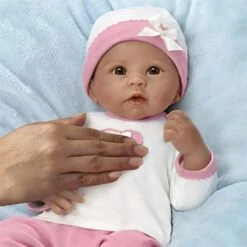 Ashton Drake - Linda Murray Jayla Baby Doll Breathes And Has Heartbeat -Baby Ease Deals Store ashton drake linda murray jayla baby doll breathes and has heartbeat image 4