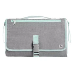 Munchkin - Munchkin Antimicrobial Diaper Changing Kit !