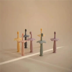 Mushie - Finger Toothbrush, Powder Blue/Daffodil 7 Mushie - Finger Toothbrush, Powder Blue/Daffodil -Baby Ease Deals Store mushie finger toothbrush powder blue daffodil image 3